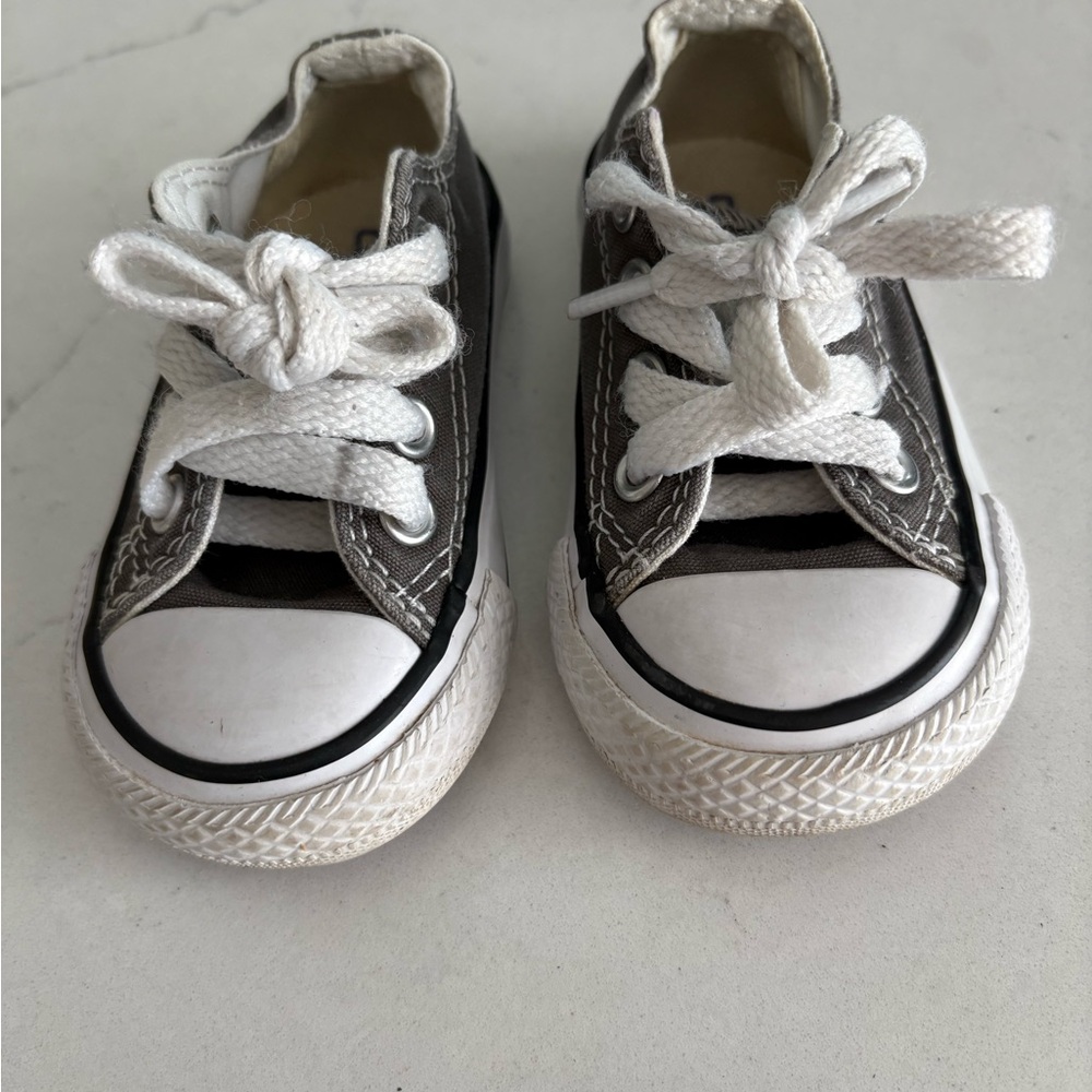 Converse Baby Black and White Sneakers sz 3